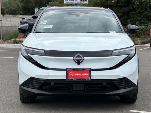 New 2026 Nissan Leaf SV+ image 9