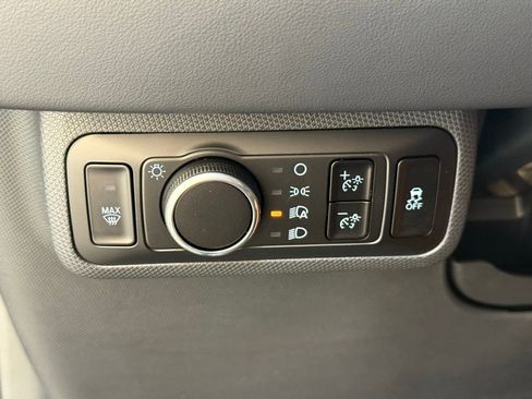 New 2025 Ford Mustang Mach-E Premium image 31