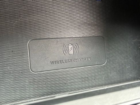 Certified 2023 Jeep Grand Cherokee L Laredo image 25