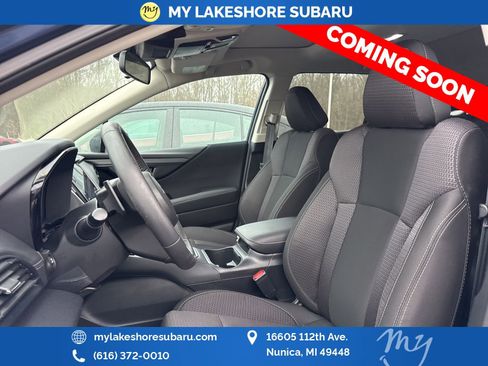 Used 2025 Subaru Outback Premium image 11