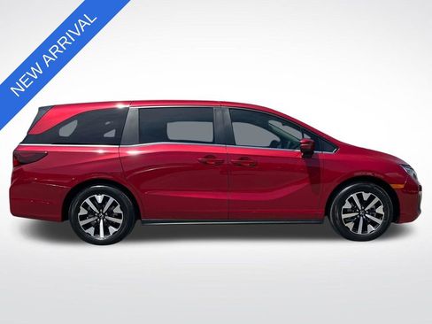 Used 2025 Honda Odyssey EX-L image 2