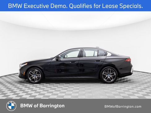 Certified 2025 BMW i5 xDrive40 w/ Premium Package image 2