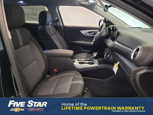 New 2026 Chevrolet Blazer LT w/ Midnight/Sport Edition FWD image 15