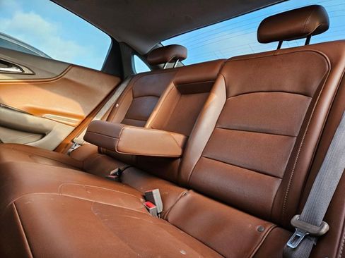 Used 2017 Chevrolet Malibu Premier w/ Premier Sun and Wheel Package image 13