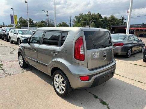 Used 2012 Kia Soul + w/ Audio Pkg FWD image 5