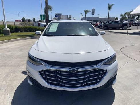 Used 2024 Chevrolet Malibu LT FWD image 3