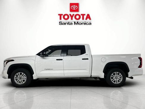 New 2026 Toyota Tundra SR5 w/ SR5 Convenience Package RWD image 8