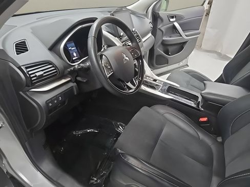 Used 2025 Mitsubishi Eclipse Cross SE AWD/4WD image 12