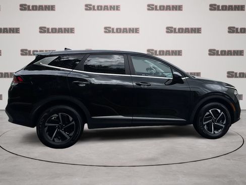 Used 2023 Kia Sportage LX AWD/4WD image 6