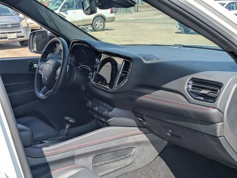 Used 2025 Dodge Durango GT image 30