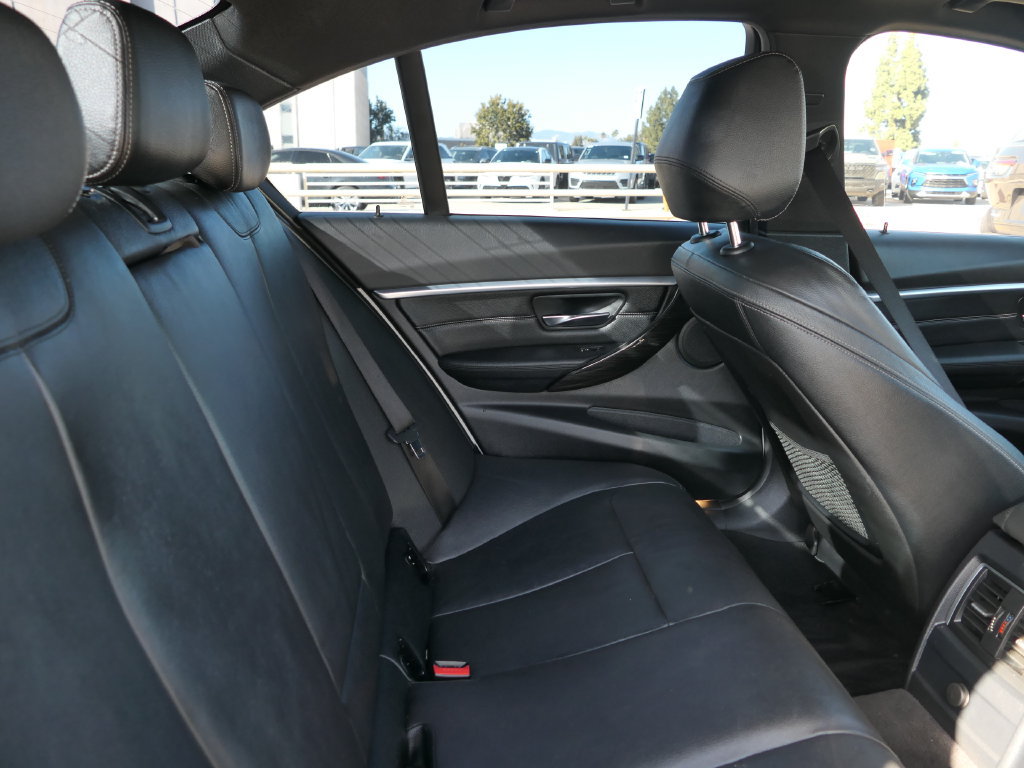 Used 2018 BMW 330i Sedan RWD image 26