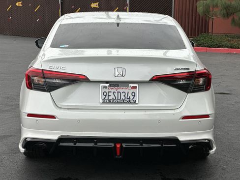 Used 2023 Honda Civic Touring image 5