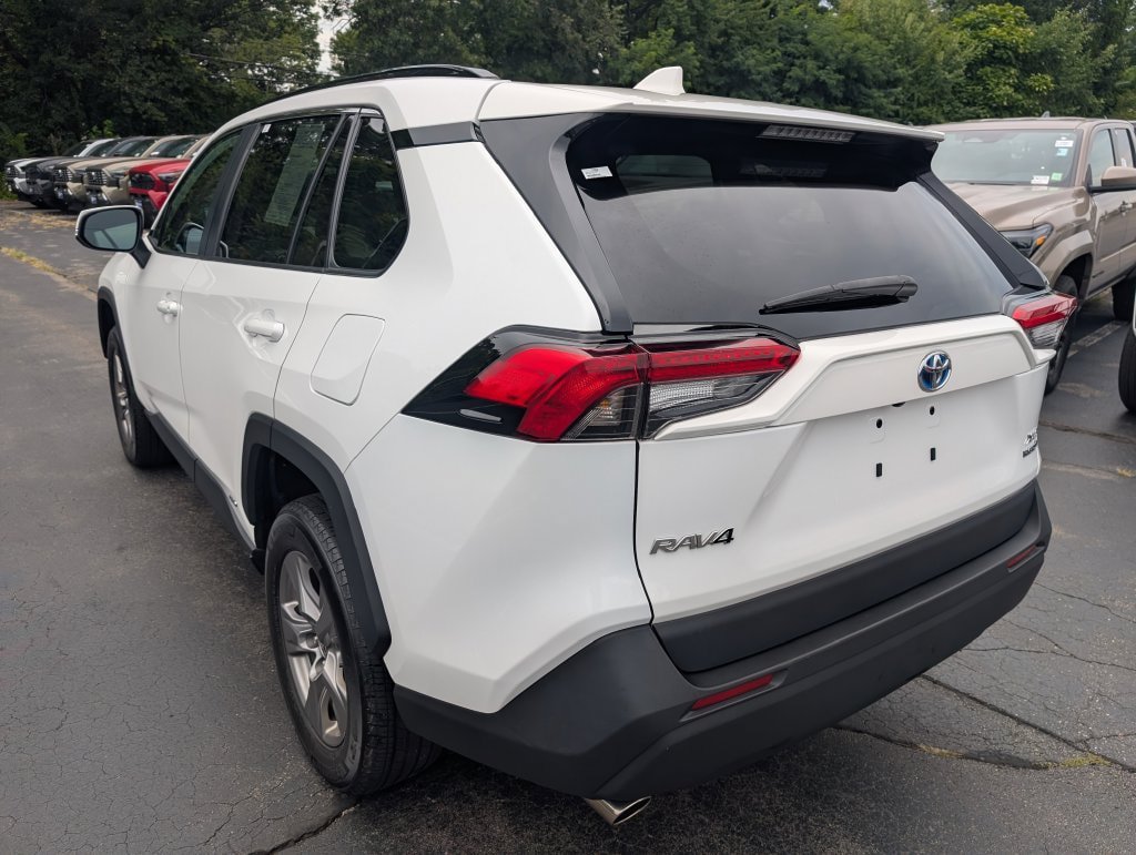 Certified 2023 Toyota RAV4 XLE w/ Convenience Package AWD/4WD image 6