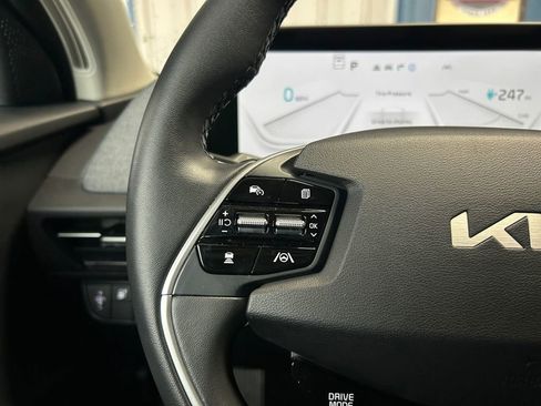 Used 2024 Kia EV6 Light image 18