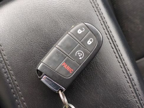 Used 2023 Jeep Compass High Altitude AWD/4WD image 29