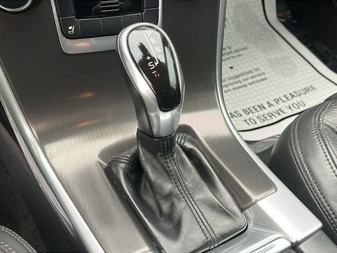 Used 2014 Volvo XC60 T6 image 18