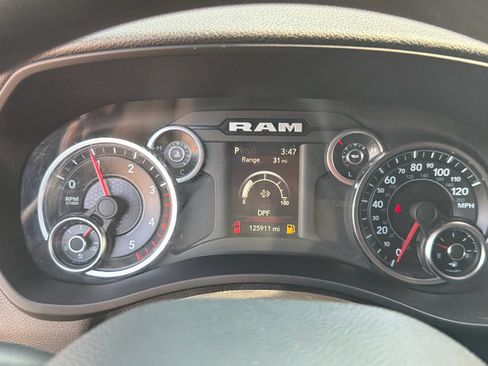 Used 2022 RAM 2500 Big Horn AWD/4WD image 29