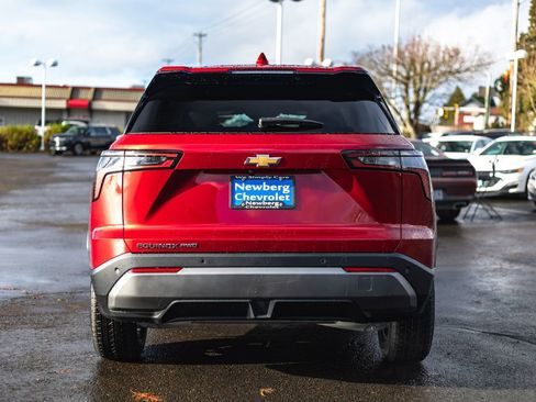 New 2026 Chevrolet Equinox LT w/ Convenience Package II image 9