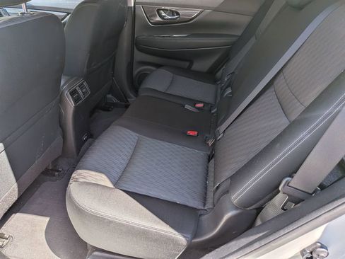 Used 2020 Nissan Rogue SV w/ Premium Package AWD/4WD image 29