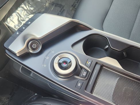 New 2025 Kia EV6 Light image 24