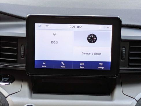 Used 2024 Ford Explorer XLT RWD image 21