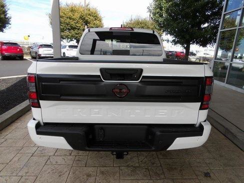New 2026 Nissan Frontier PRO-4X w/ Pro-4x Convenience Package image 6