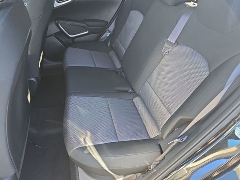 Used 2023 Kia Soul LX image 17