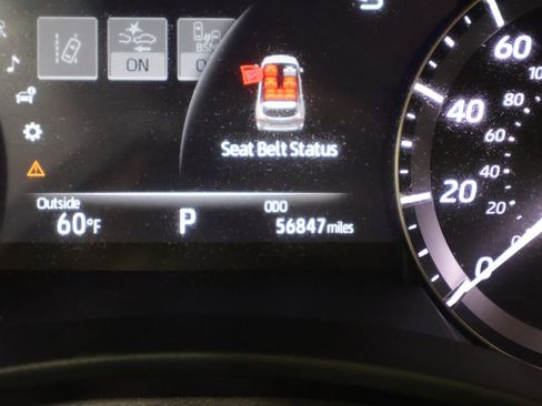 Used 2020 Toyota Highlander Platinum AWD/4WD image 37