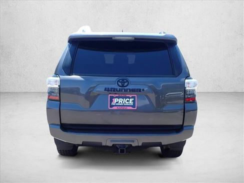 Used 2021 Toyota 4Runner SR5 AWD/4WD image 3