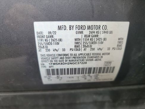 Used 2022 Ford Explorer XLT w/ Equipment Group 202A image 31