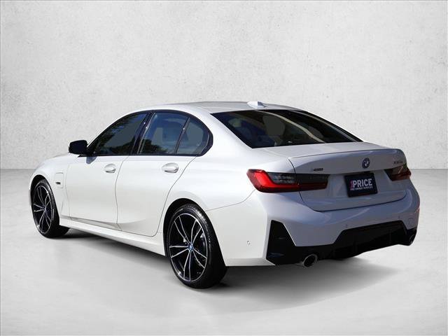 Used 2023 BMW 330e xDrive w/ M Sport Package AWD/4WD image 10