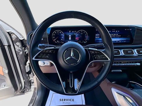 Used 2024 Mercedes-Benz GLE 450 4MATIC image 39