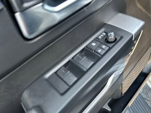 Used 2023 Toyota Tundra Platinum AWD/4WD image 20