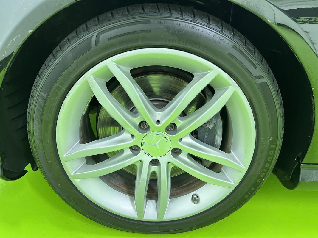 Used 2013 Mercedes-Benz C 300 4MATIC Sedan image 15