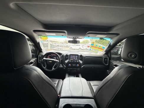 Used 2023 Chevrolet Silverado 2500 LTZ w/ LTZ Convenience Package image 19