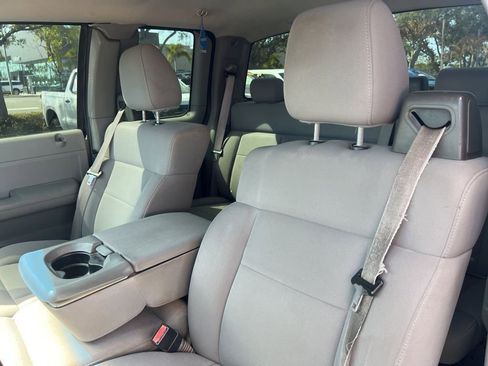 Used 2005 Ford F150 XLT image 11