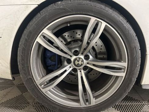 Used 2013 BMW M6 Coupe image 14