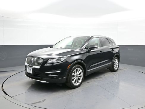 Used 2019 Lincoln MKC Select w/ Select Plus Package image 1