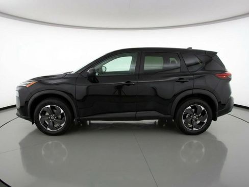 Used 2025 Nissan Rogue SV FWD image 5