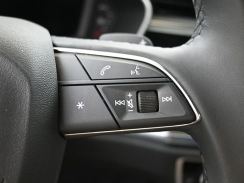 Used 2024 Audi Q3 2.0T Premium w/ Convenience Package image 25