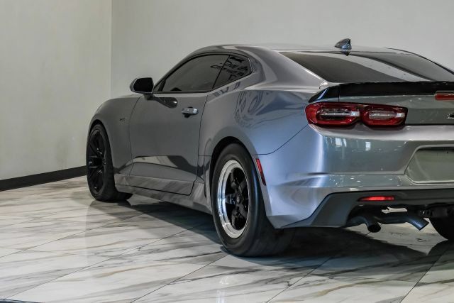Used 2021 Chevrolet Camaro LT RWD image 13