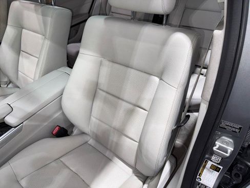 Used 2015 Mercedes-Benz E 350 Sedan w/ Premium 1 Package image 52