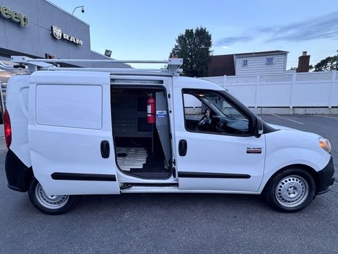 Used 2021 RAM ProMaster City Tradesman image 11