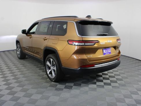 New 2026 Jeep Grand Cherokee L Limited w/ Trailer Tow Package AWD/4WD image 25