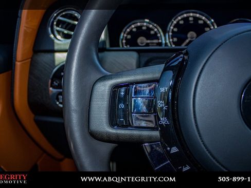 Used 2022 Rolls-Royce Cullinan w/ Dynamic Package image 30