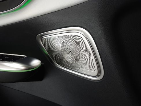 Certified 2026 Mercedes-Benz GLC 300 4MATIC image 7