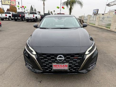 New 2025 Nissan Altima 2.5 SR w/ SR Premium Package image 2