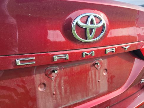 Used 2018 Toyota Camry LE w/ Convenience Package FWD image 6
