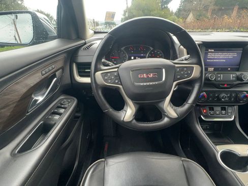 Used 2019 GMC Terrain Denali w/ LPO, 'HIT The Road' Package image 10