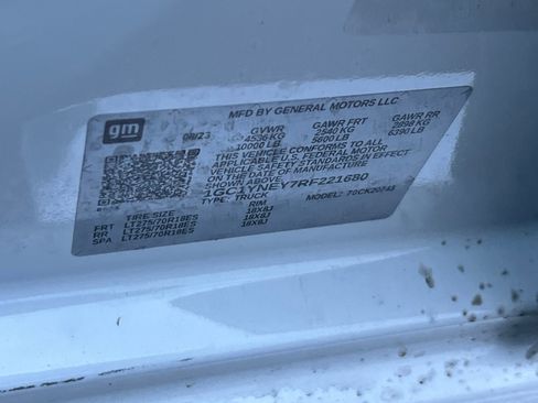 Used 2024 Chevrolet Silverado 2500 LT image 29